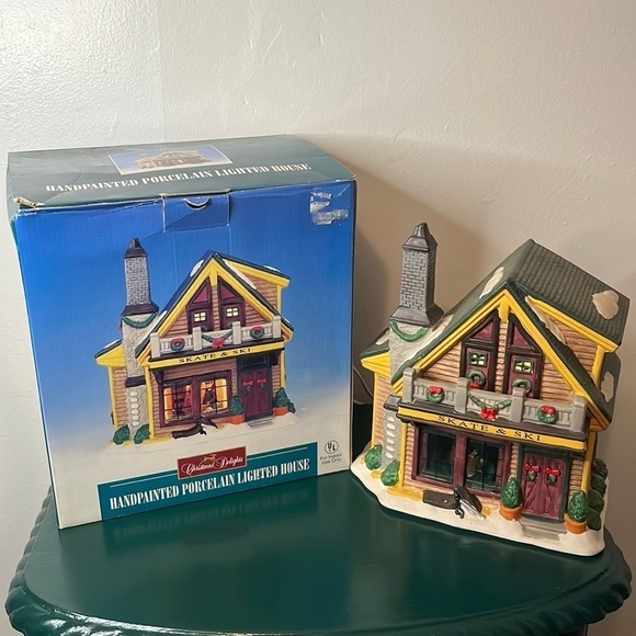 Christmas Delights Vintage Porcelain illuminated Skate Ski Shop in Original Box - Picture 1 of 12